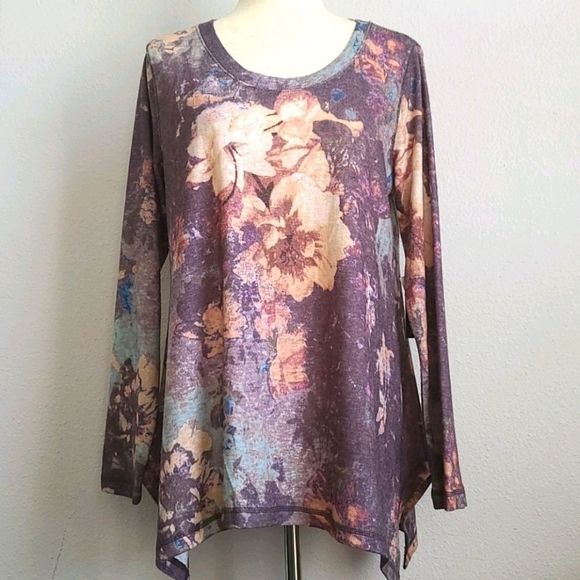 Chelsea & Theodore Tops - CHELSEA AND THEODORE  top